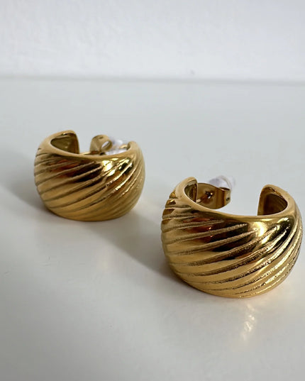LUNAR EMBRACE EARRINGS
