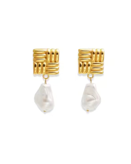 Pearl Poet Drop Earrings – Sculpted Gold Meets Soulful Shine