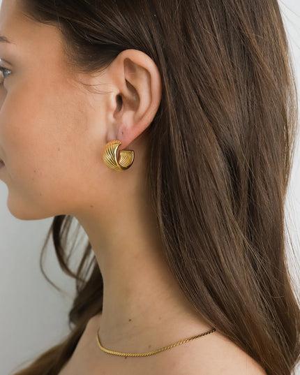 LUNAR EMBRACE EARRINGS