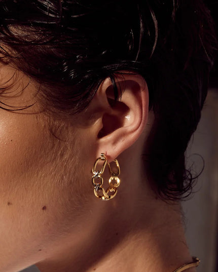 LUXE CHAIN HOOPS - EARRINGS - EXCLUSIVE