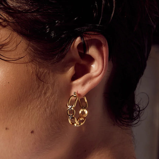 LUXE CHAIN HOOPS - EARRINGS - EXCLUSIVE