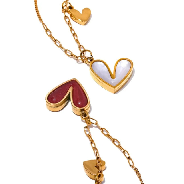 Twin Heart Necklace – A Delicate Symbol of Love & Connection