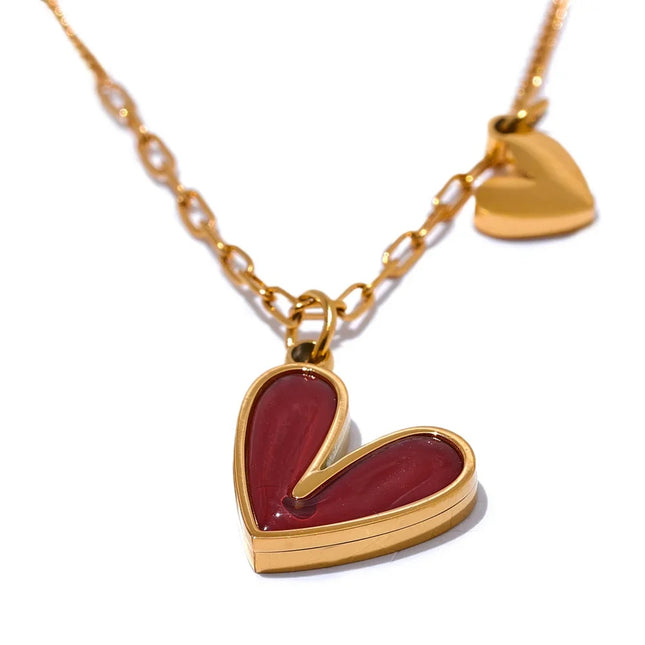 Twin Heart Necklace – A Delicate Symbol of Love & Connection