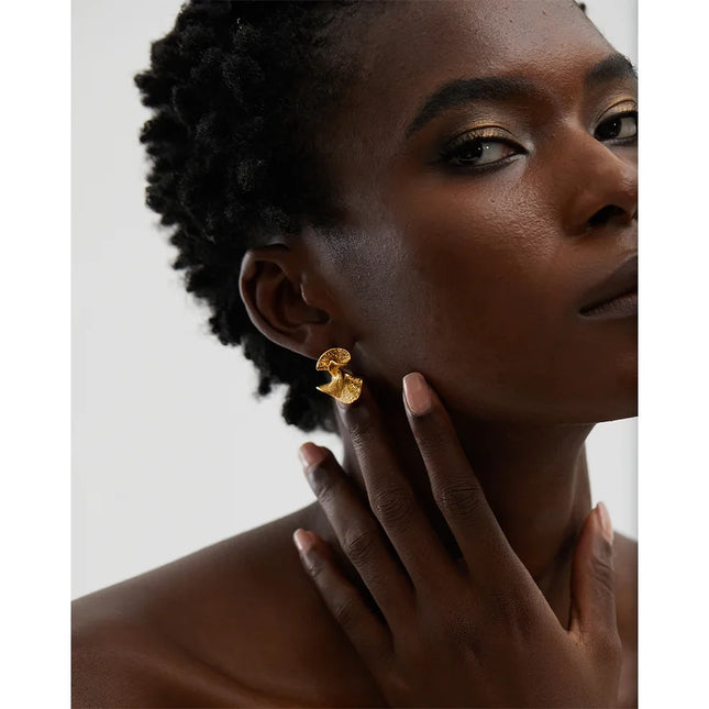 LUNAR ARC EARRINGS