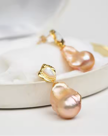 The Candy - A 925 Silver Natural Baroque Pearl Earrings