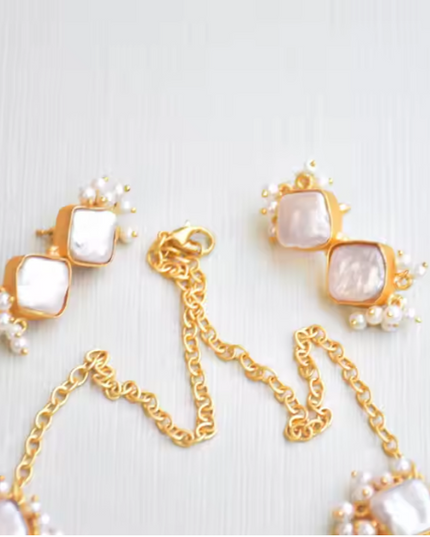 The Clementines - Luxurious Natural Pearl Set