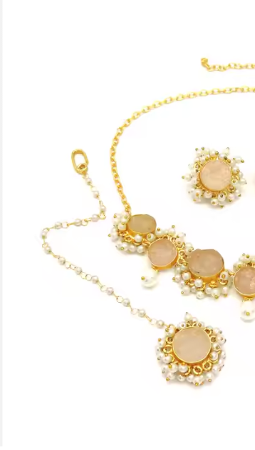 Marie Antoinette - Rose Quartz Handmade Luxury Set