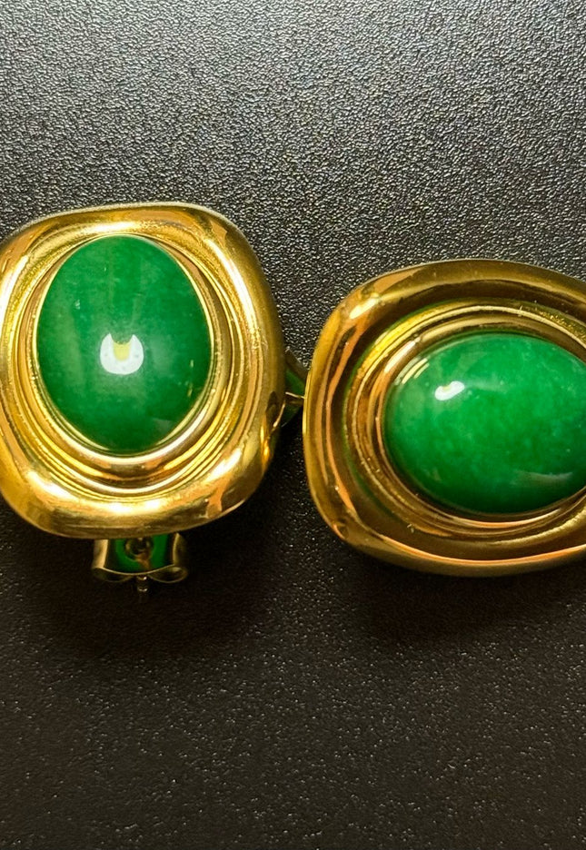 ROYAL OVAL STUDS - STUNNING BUTTERFLY GREEN EARRINGS