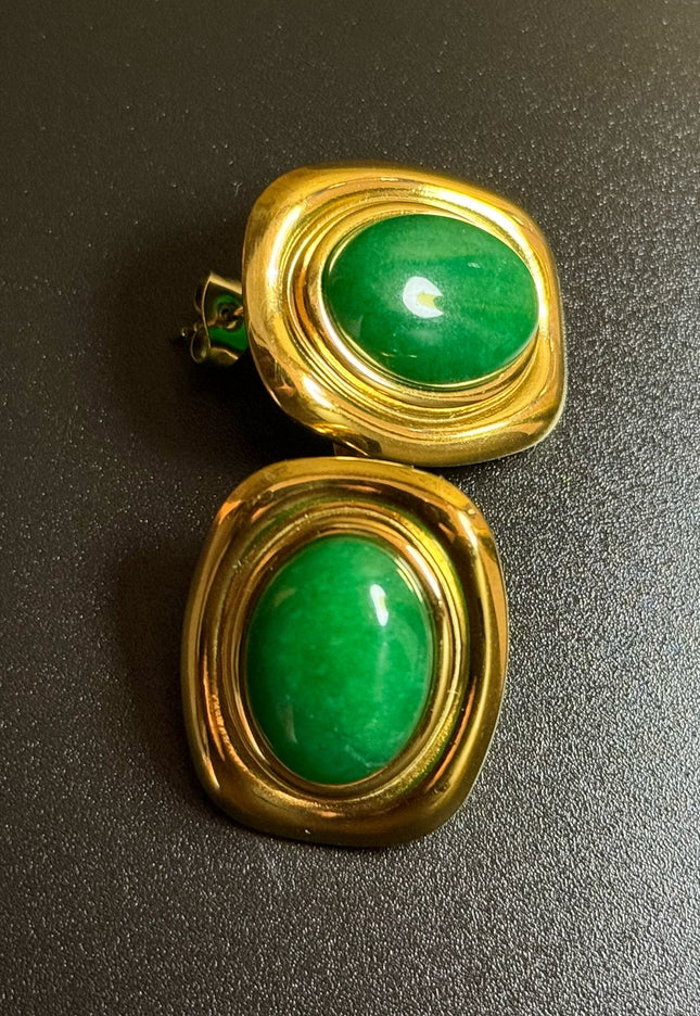 ROYAL OVAL STUDS - STUNNING BUTTERFLY GREEN EARRINGS
