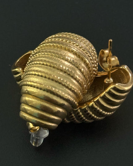 Regal Shell Earrings – Textured Elegance in Gold