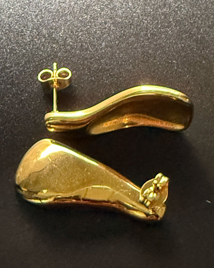 Liquid Gold Sculptural Earrings - Luxury Suave Patterns With a Radiant Gold Finish