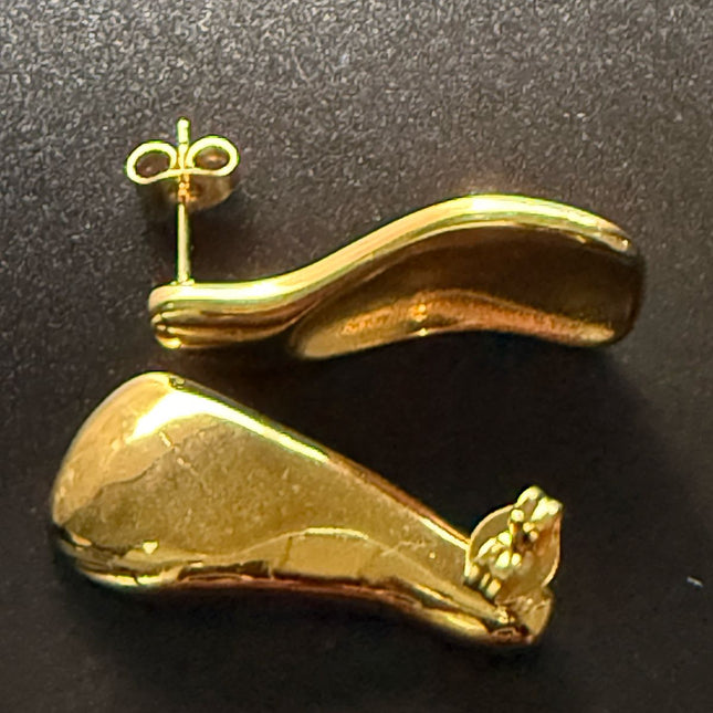 Liquid Gold Sculptural Earrings - Luxury Suave Patterns With a Radiant Gold Finish