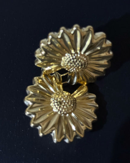 Golden Bloom Earrings – Radiant Floral Elegance