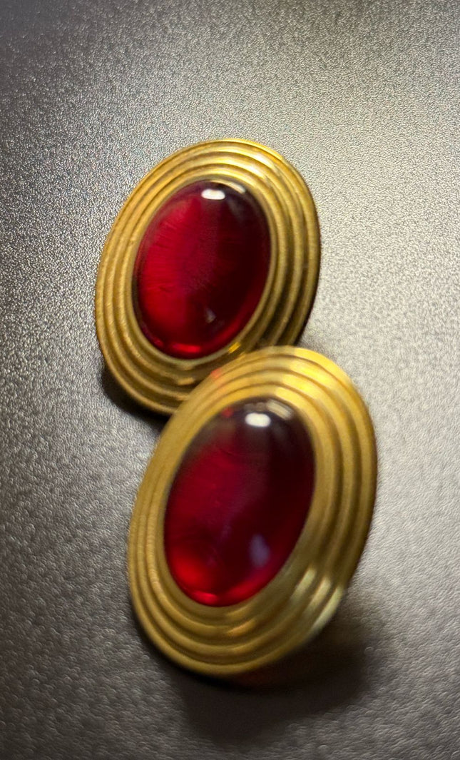 ROYAL OVAL STUDS - DIAMOND RED DAME EARRINGS WITH 18K GOLD PLATE